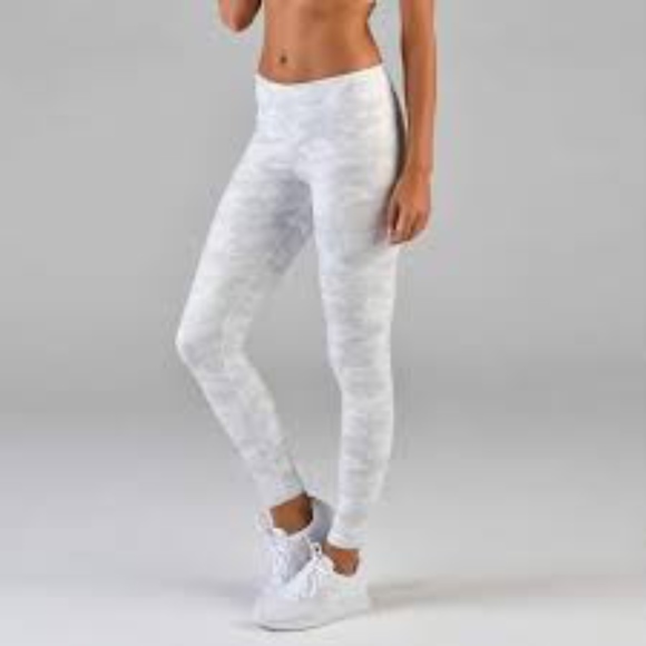 Glyder | Pants u0026 Jumpsuits | Nwt Elongate White Camo Legging | Poshmark